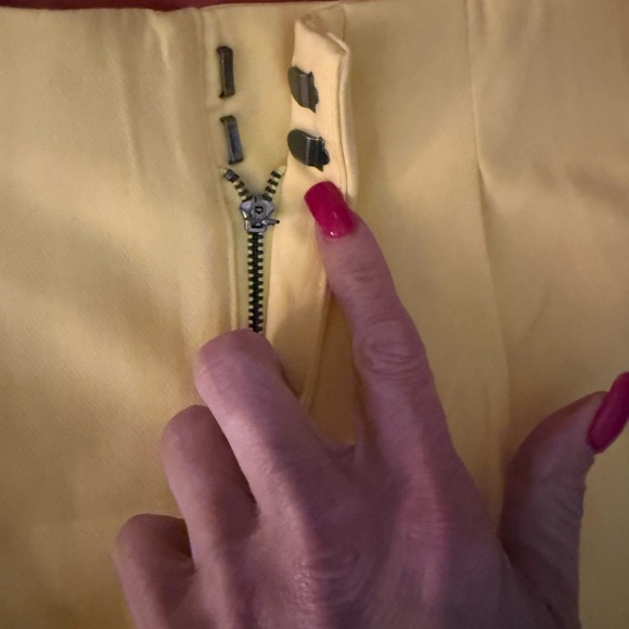 Elegant yellow Women's Shorts - Picture 3 of 5